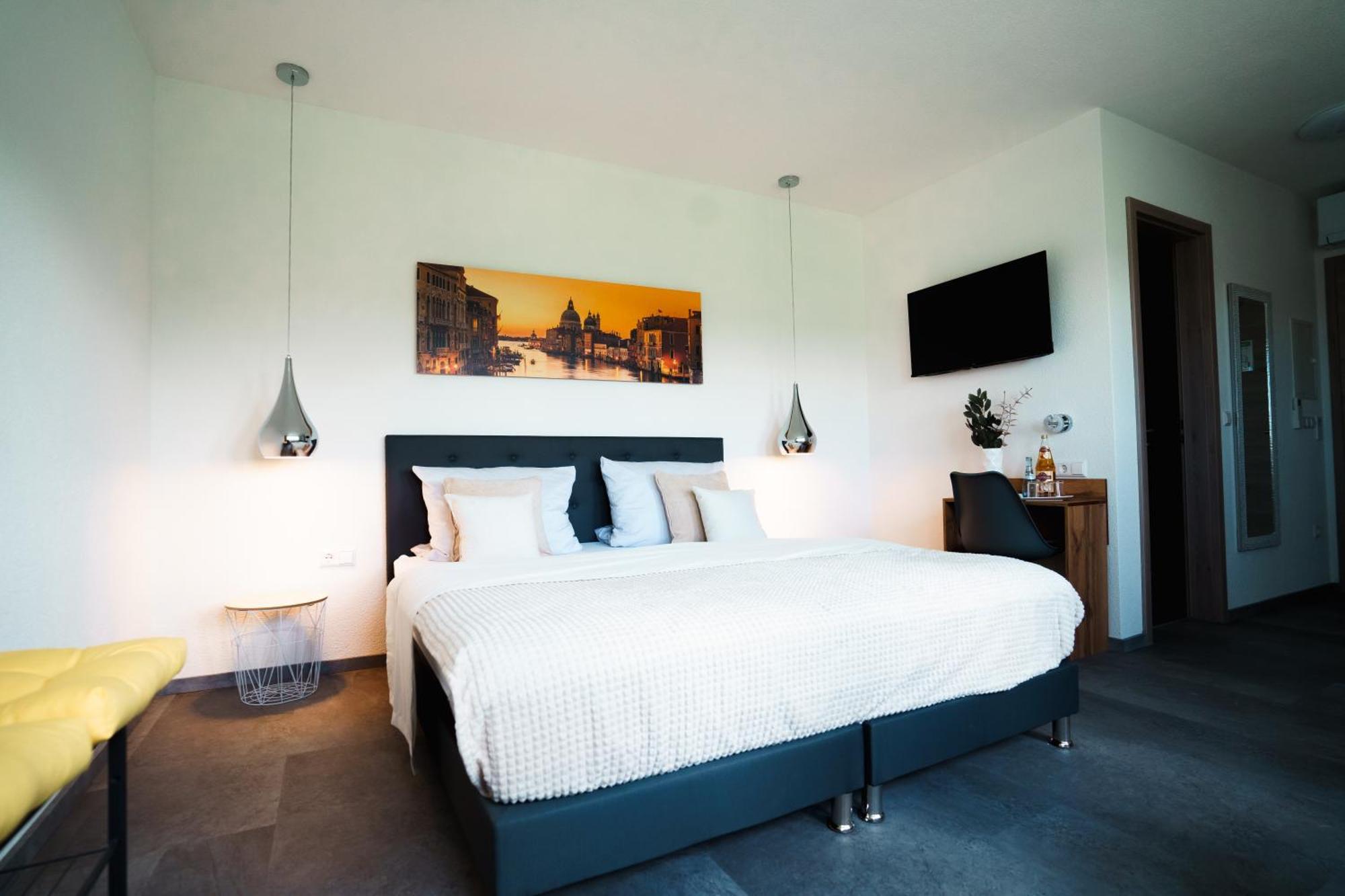 Hotel Am Schafbaum Bad Rappenau Exterior photo